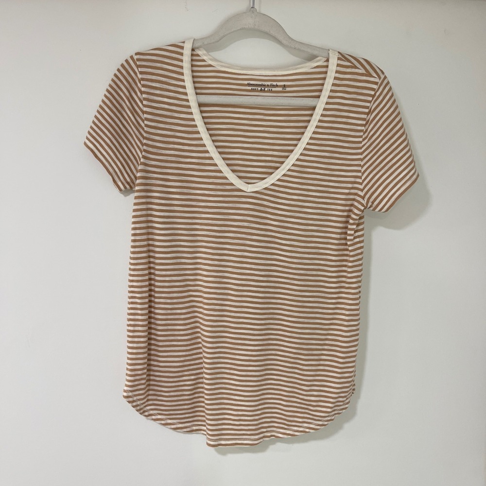 Abercrombie & Fitch Soft A&F Tee Women Small Tan Striped V-Neck | Coastal Casual
